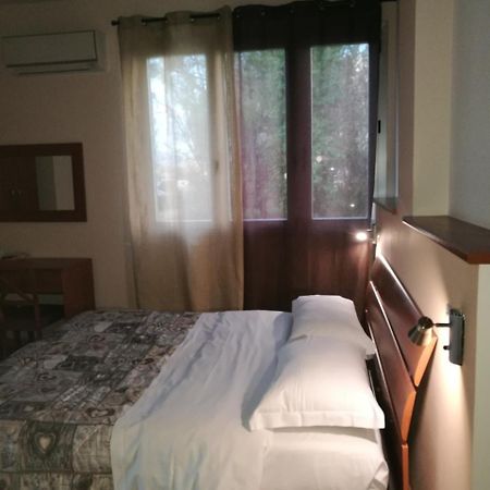 La Dea Hotel ปิซา ภายนอก รูปภาพ