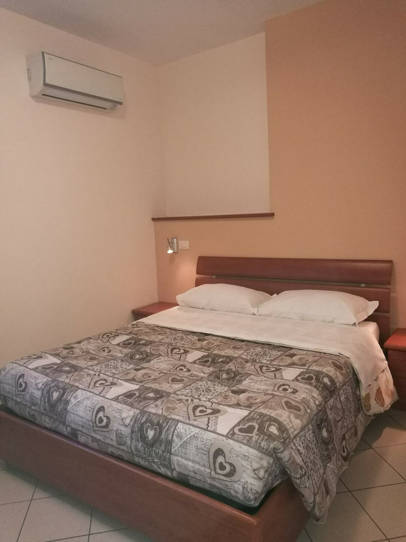 La Dea Hotel ปิซา ภายนอก รูปภาพ